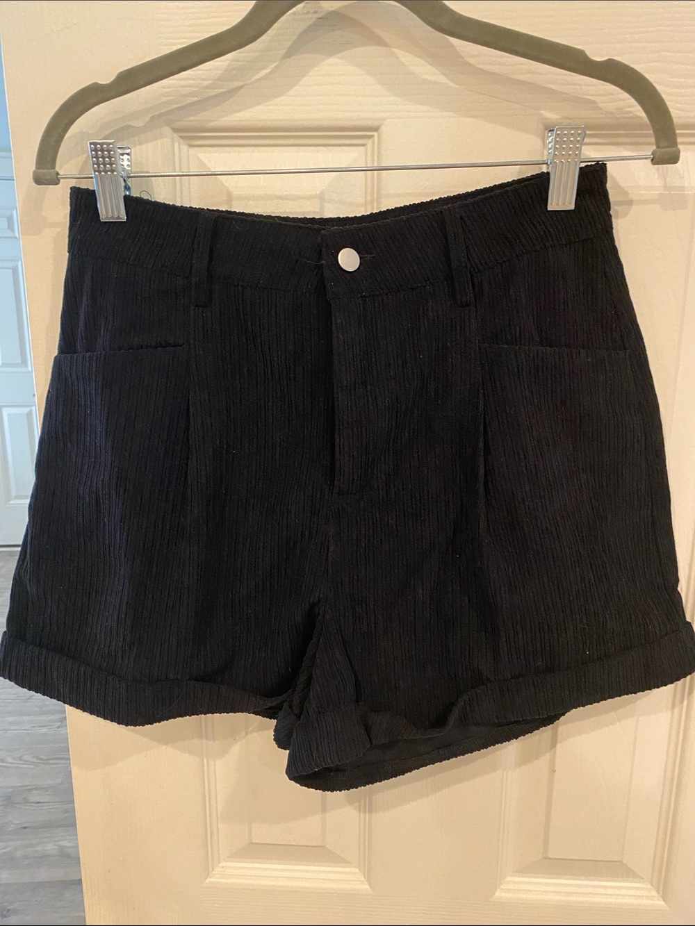 HYFVE Black High-Waist Corduroy Shorts with Rolled Cuff